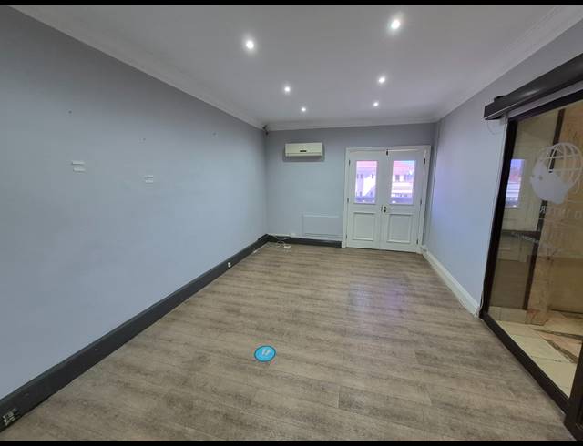 242M² OFFICE TO LET IN RIVONIA